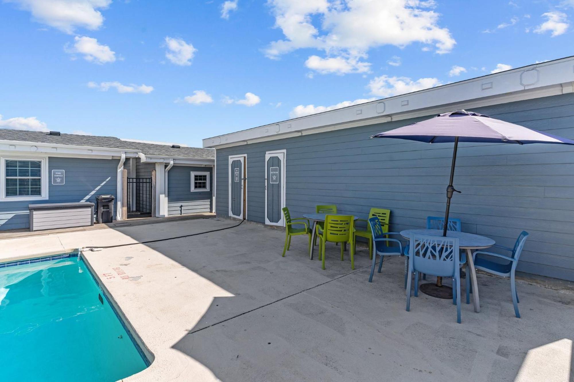 Loggerhead Inn And Suites Surf City Exteriör bild